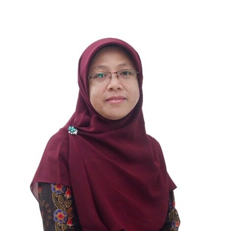 apt. Nuri Ari Efiana,M.Sc., Ph.D